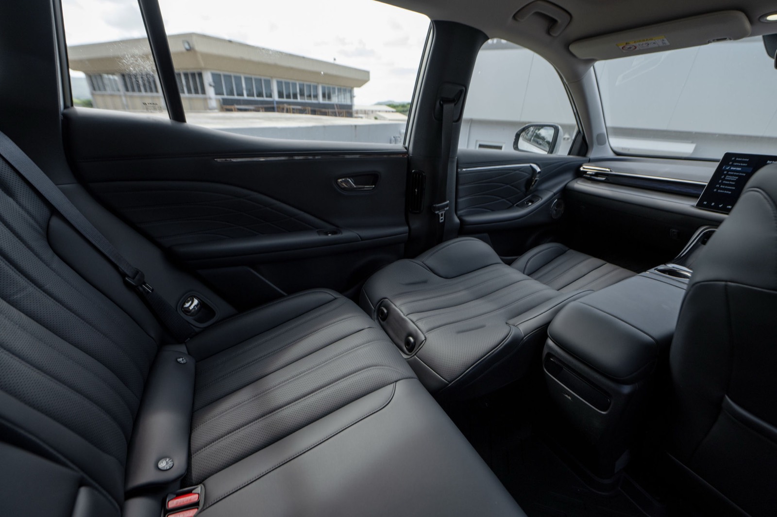 GAC AION V interior